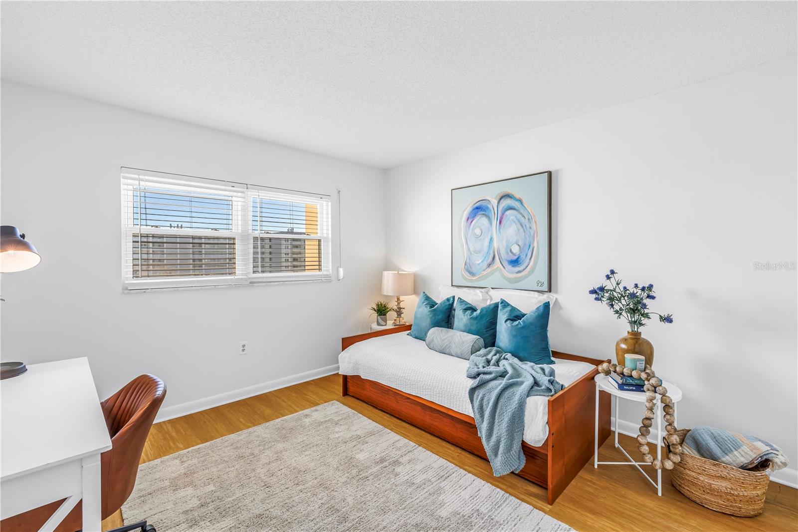 Image 12 of 35 For 9 Haig Place 510