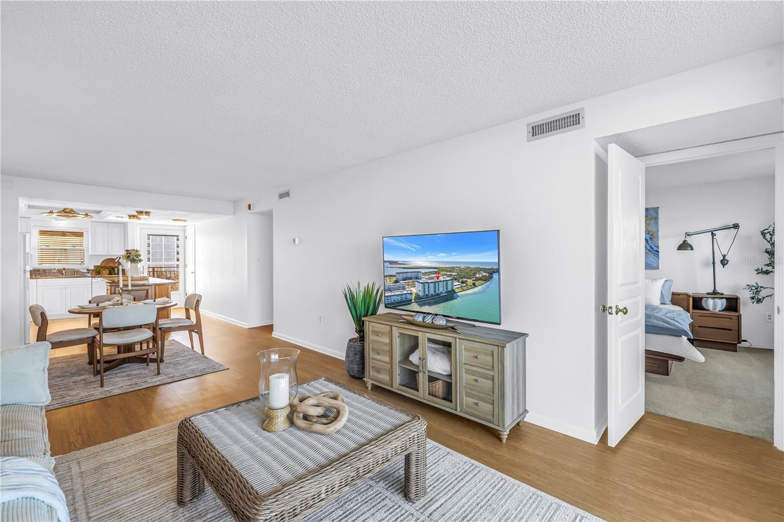 Image 19 of 35 For 9 Haig Place 510