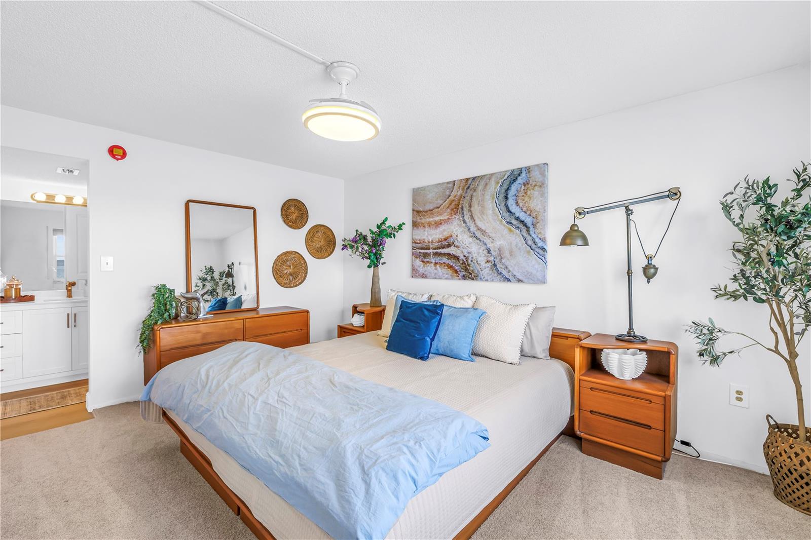 Image 20 of 35 For 9 Haig Place 510