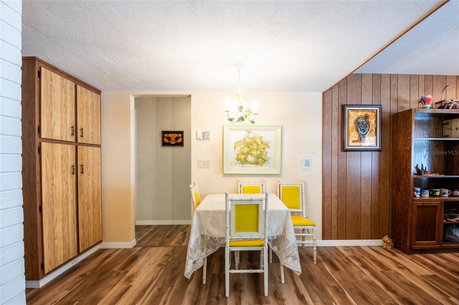 Image 14 of 41 For 1830 Oak Forest Drive S