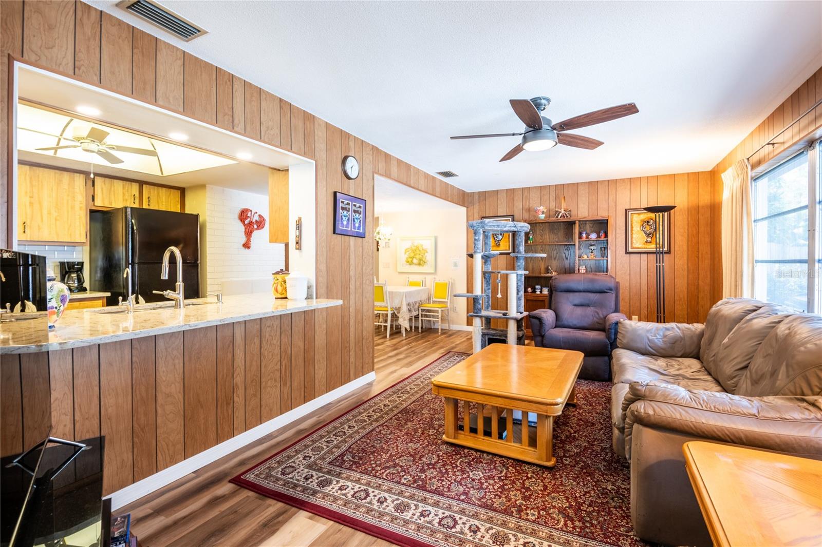 Image 16 of 41 For 1830 Oak Forest Drive S