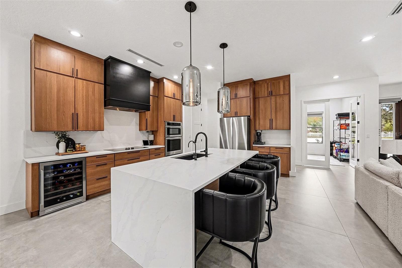 Image 12 of 56 For 17296 Raintree Road