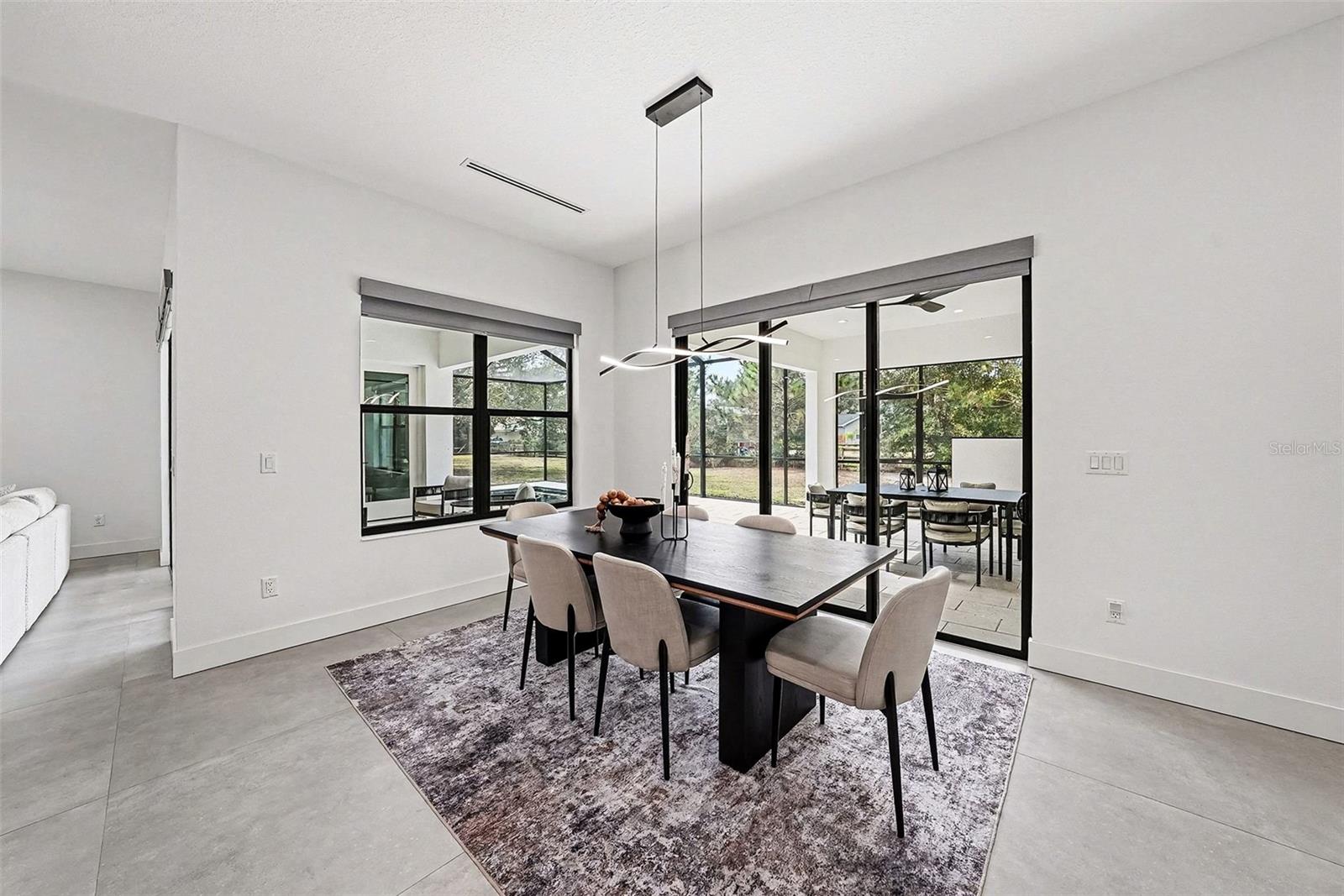 Image 17 of 56 For 17296 Raintree Road