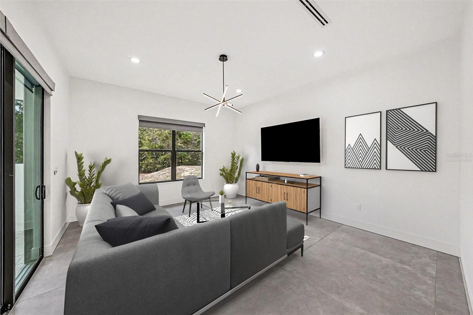 Image 25 of 56 For 17296 Raintree Road