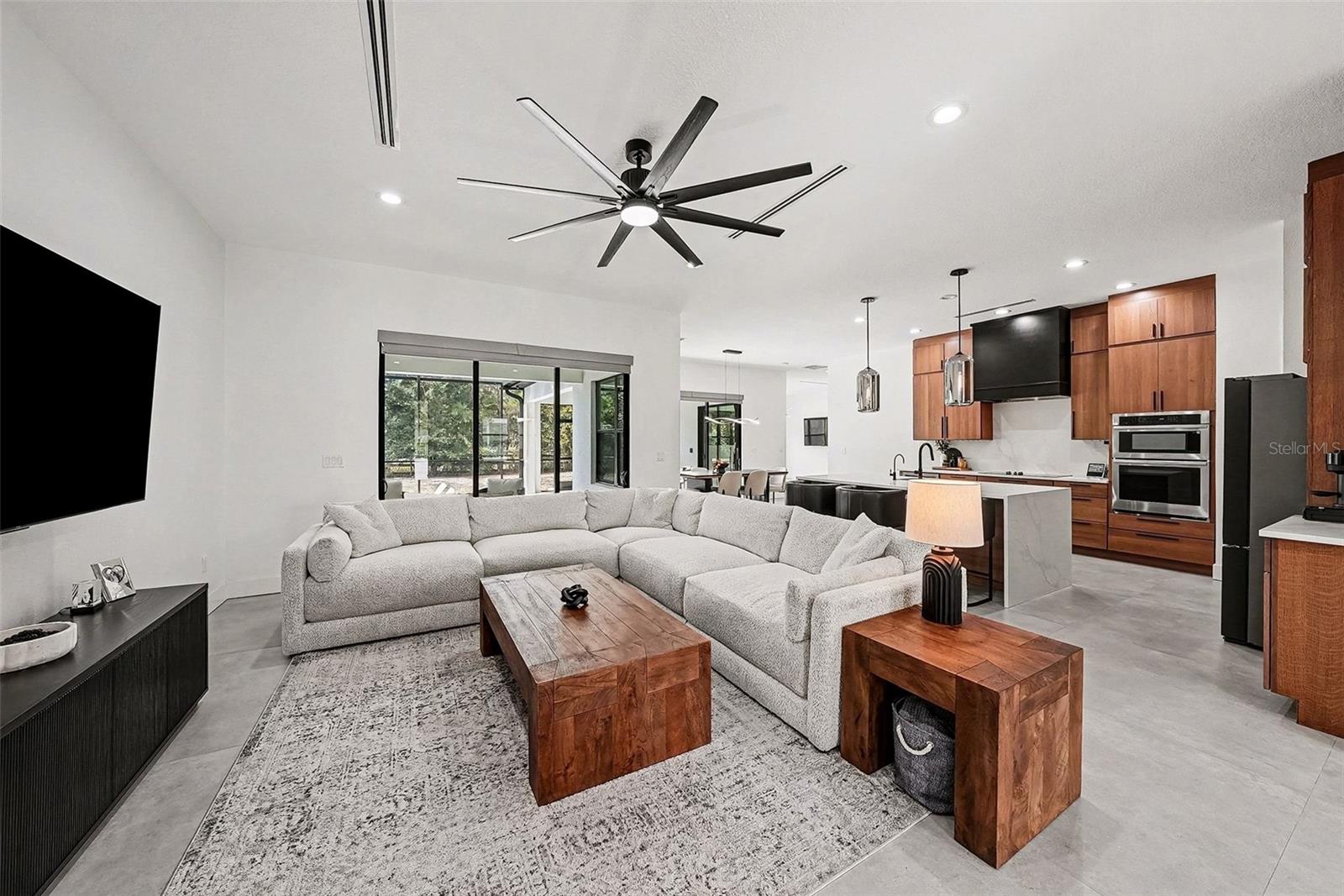 Image 3 of 56 For 17296 Raintree Road