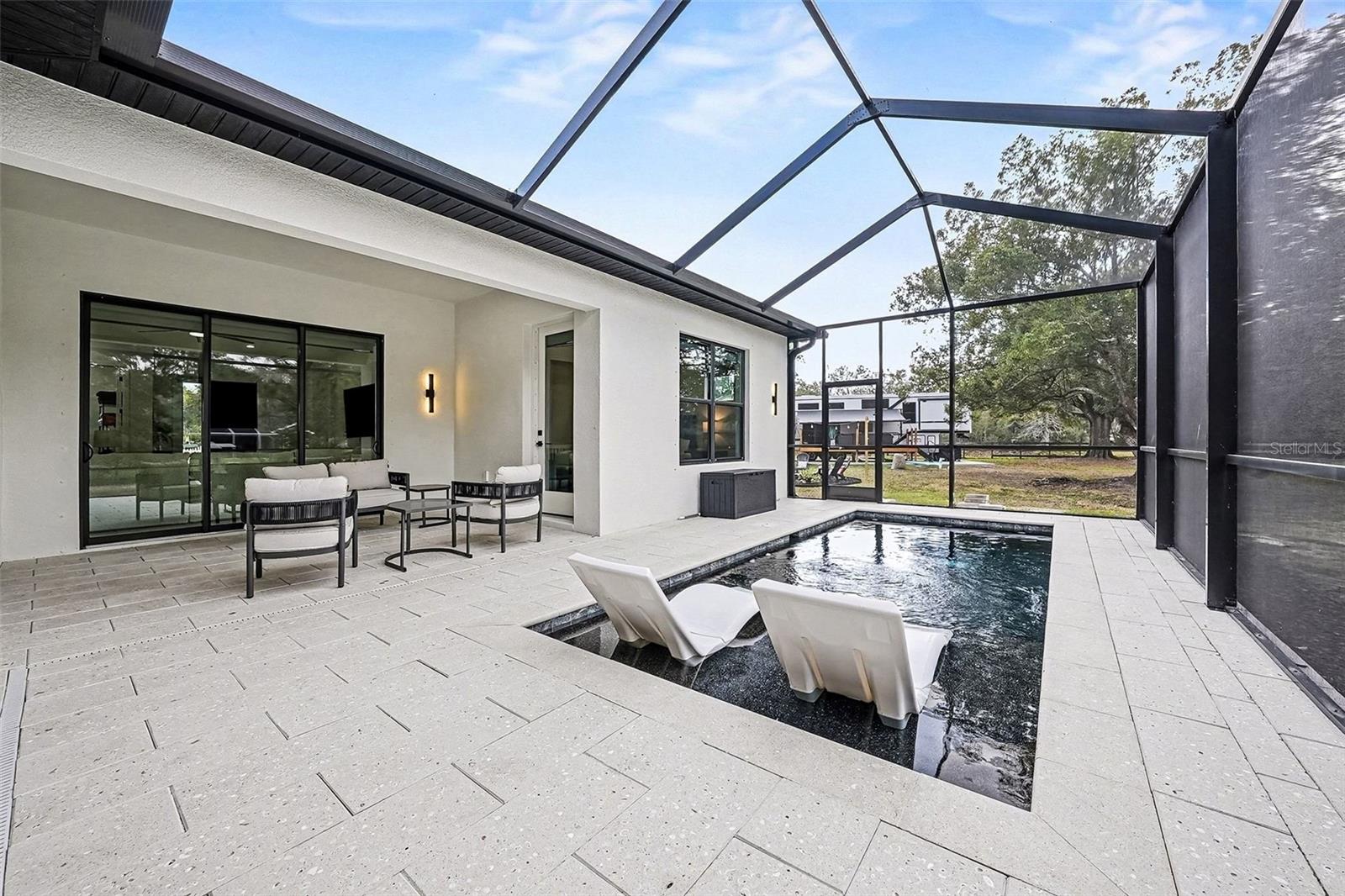 Image 5 of 56 For 17296 Raintree Road