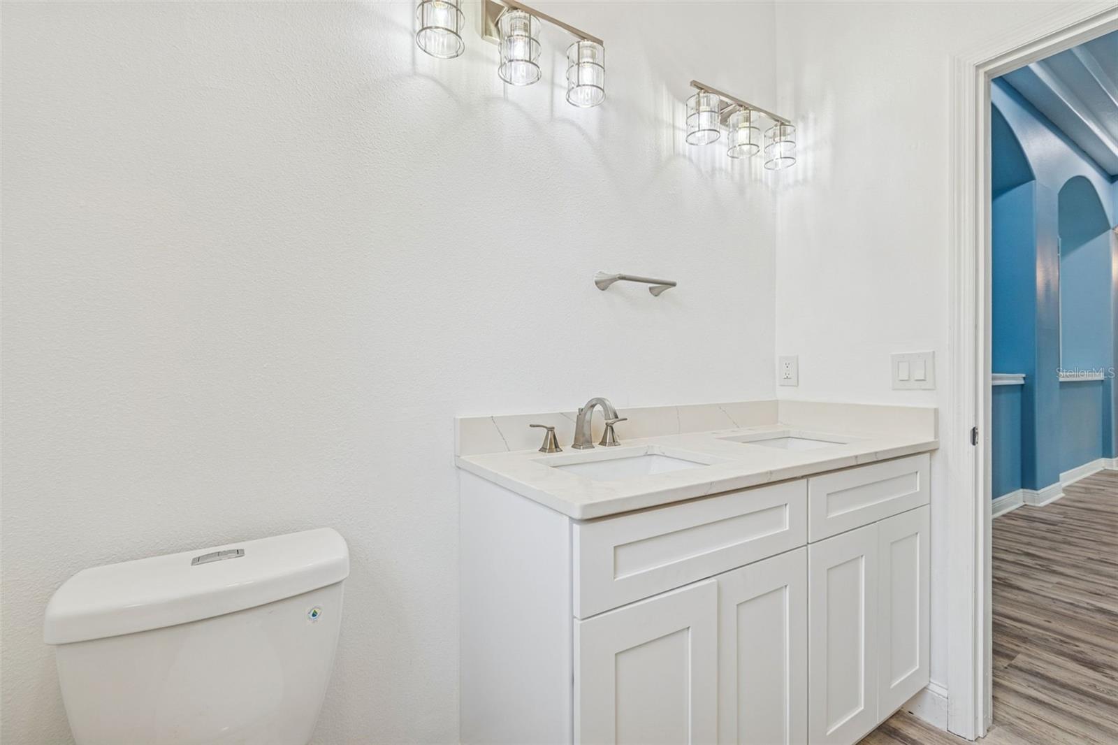 Image 26 of 100 For 9903 Bennington Drive