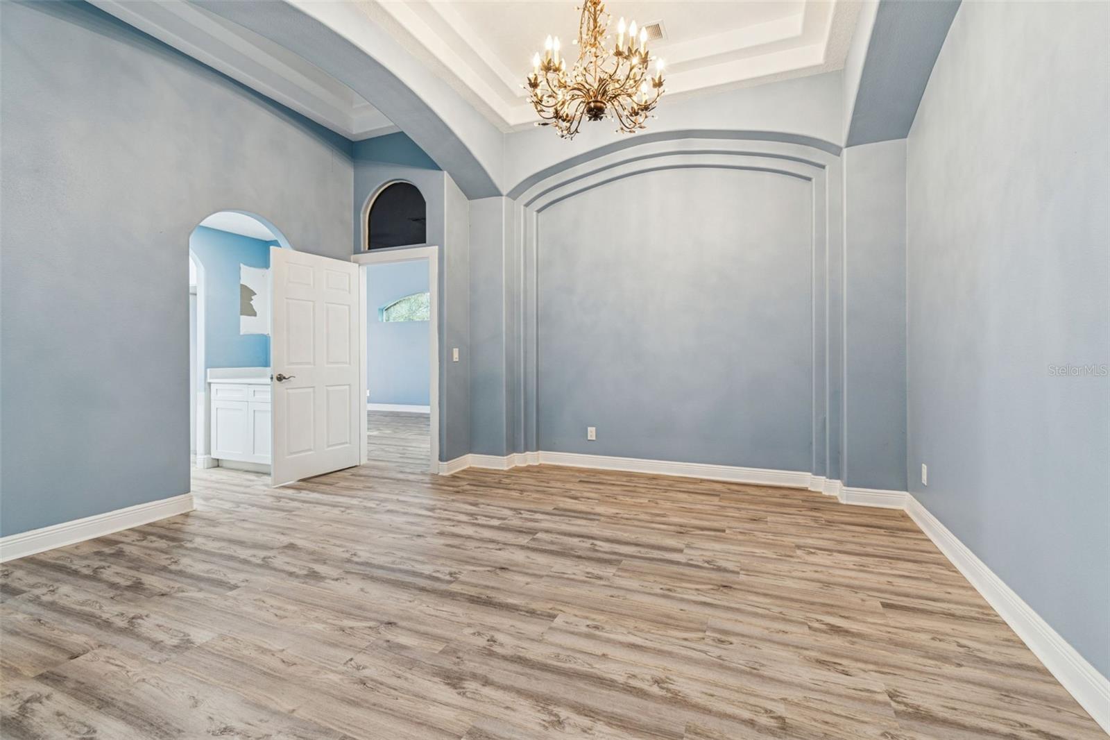 Image 32 of 100 For 9903 Bennington Drive