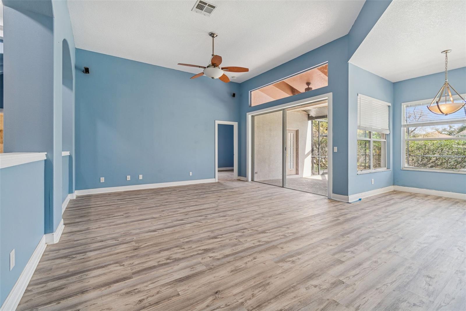 Image 37 of 100 For 9903 Bennington Drive