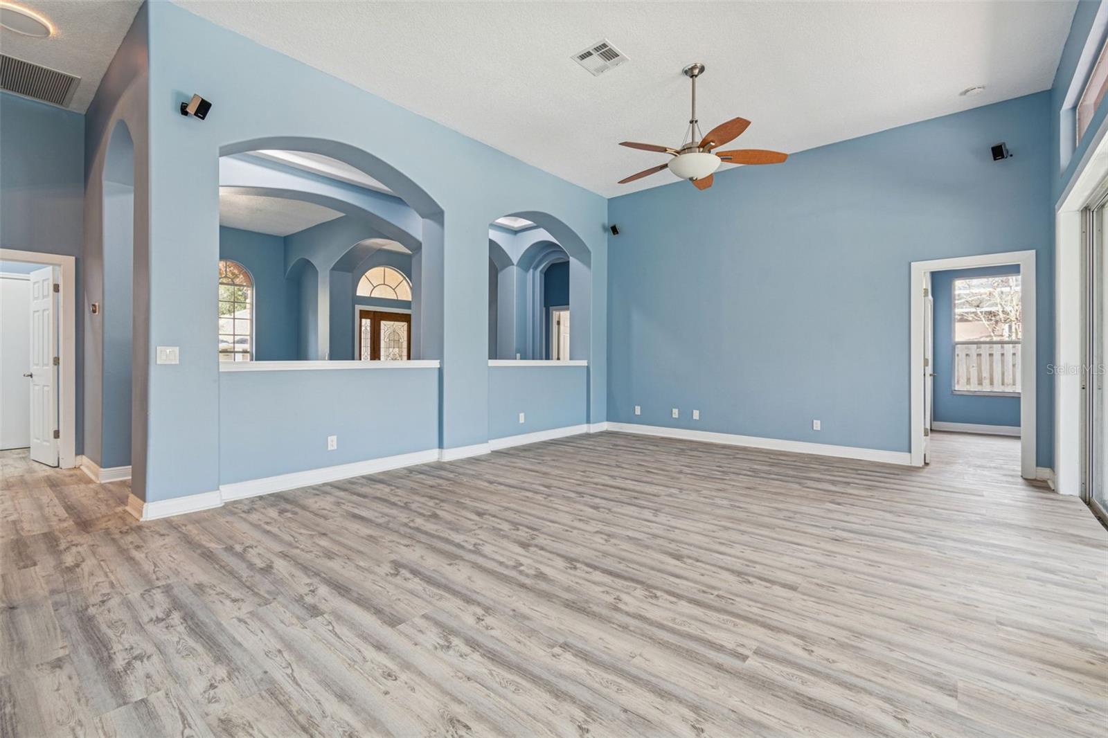 Image 38 of 100 For 9903 Bennington Drive