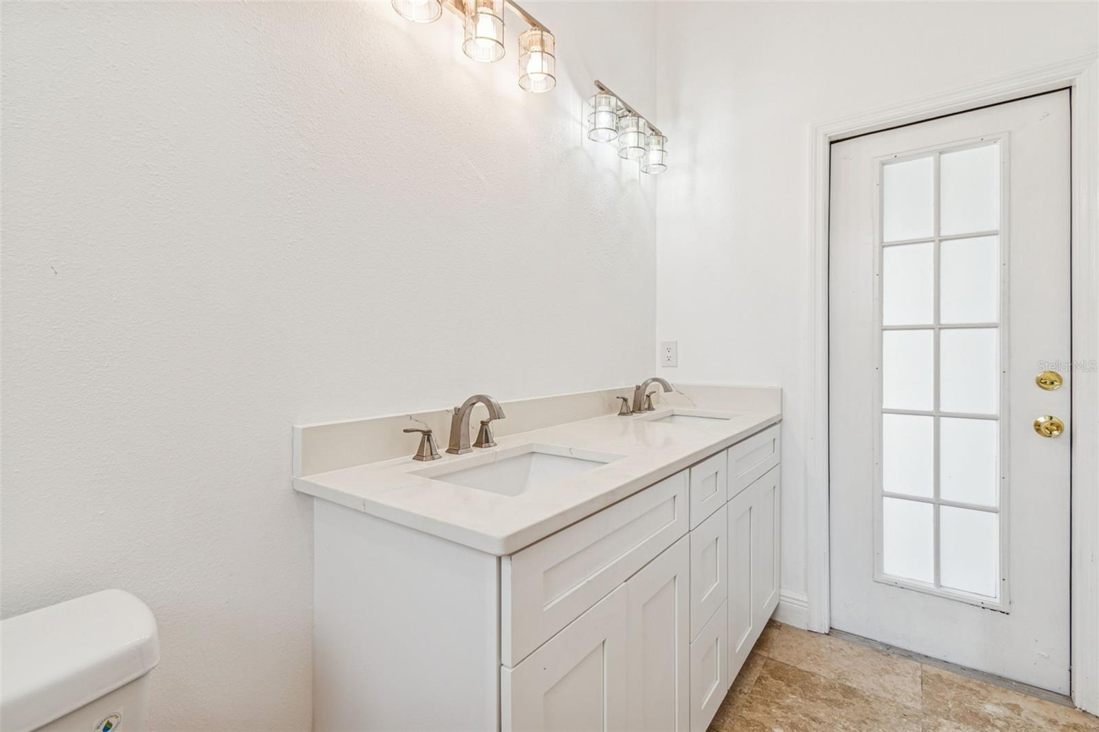 Image 48 of 100 For 9903 Bennington Drive