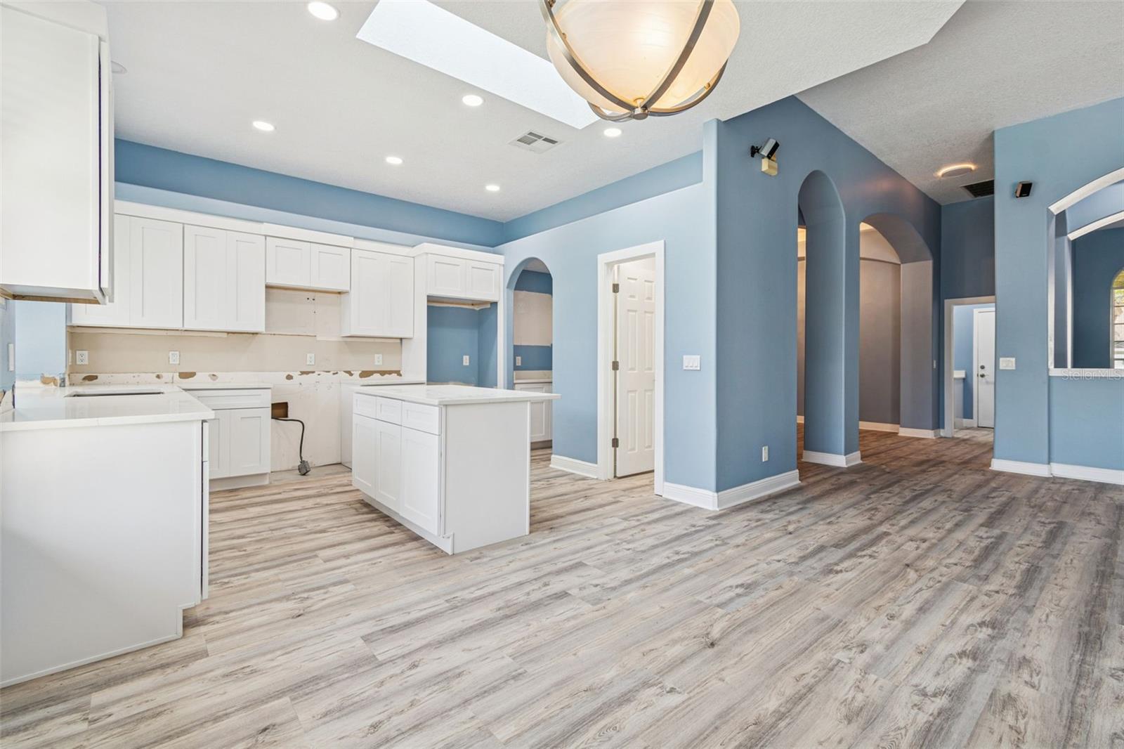 Image 52 of 100 For 9903 Bennington Drive