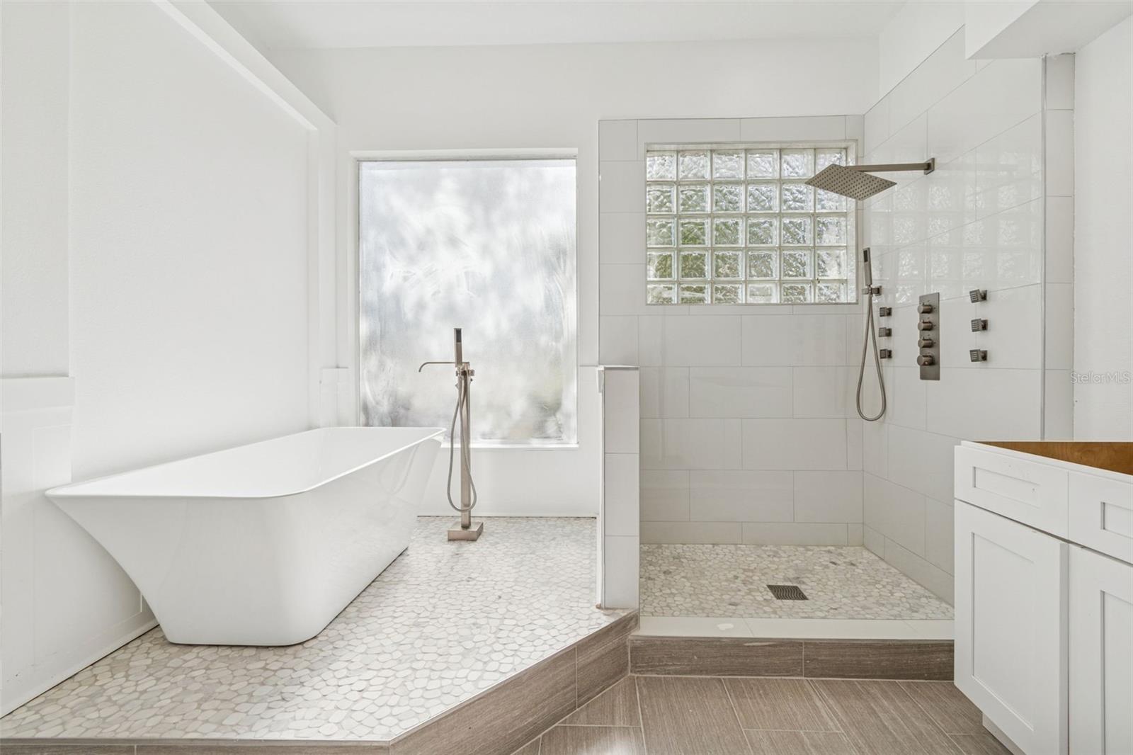 Image 74 of 100 For 9903 Bennington Drive