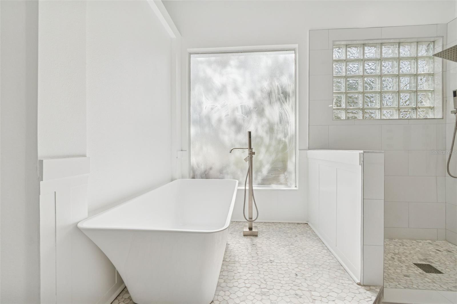 Image 75 of 100 For 9903 Bennington Drive