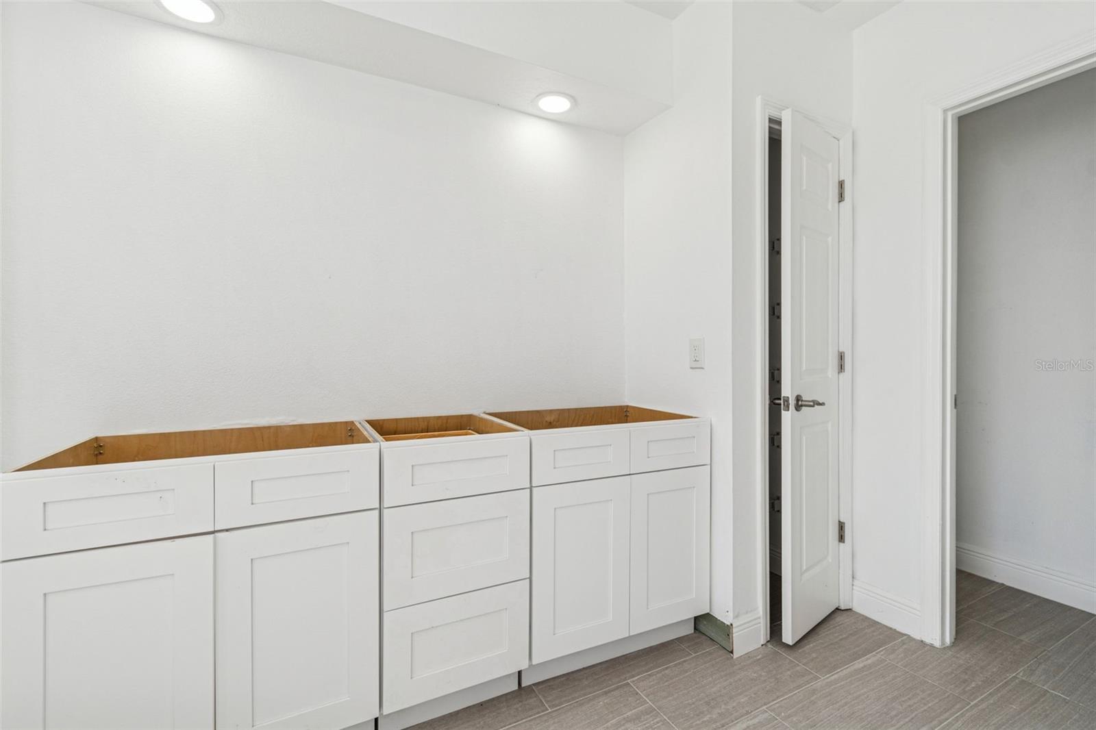 Image 76 of 100 For 9903 Bennington Drive