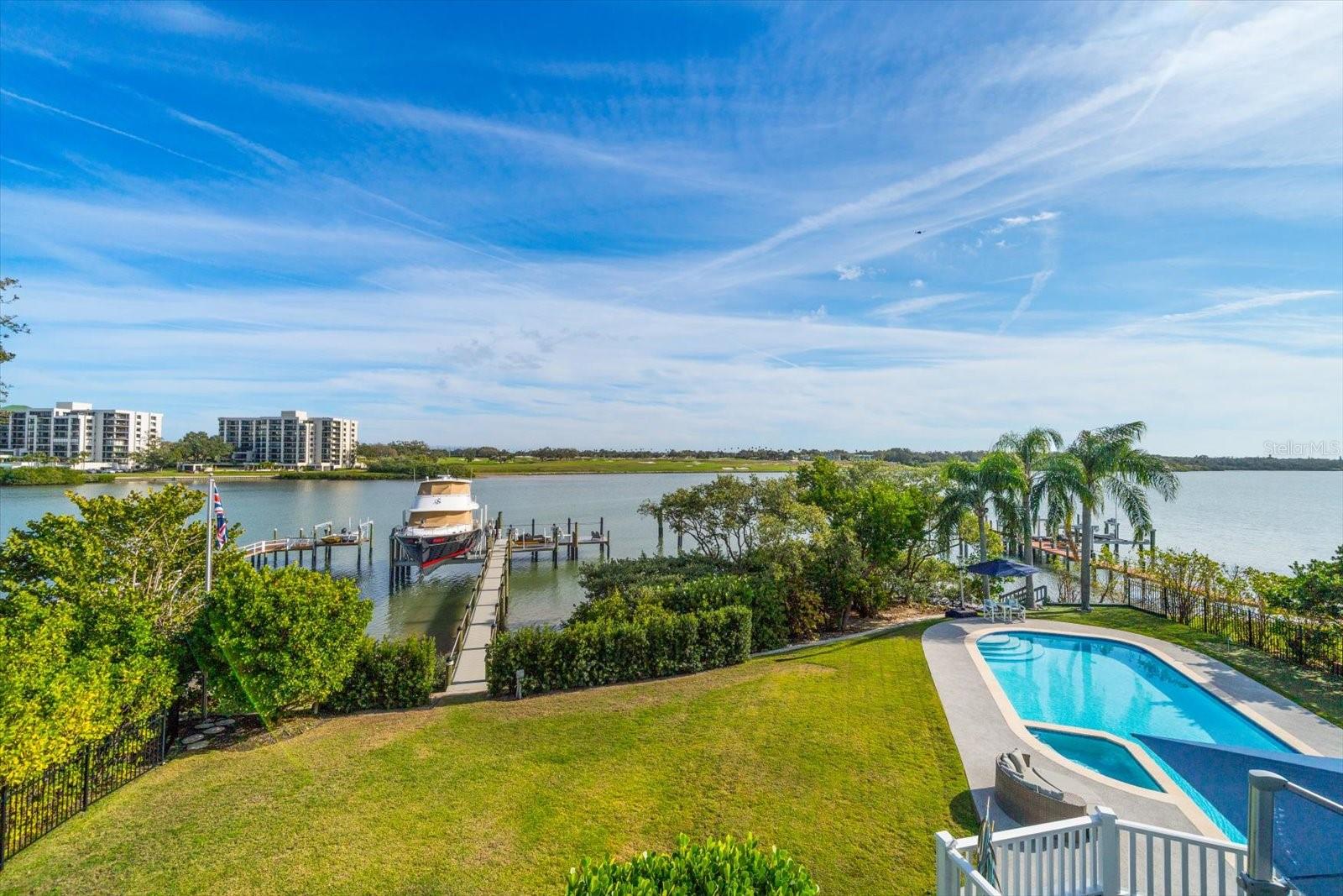 Image 4 of 100 For 430 St Andrews Drive