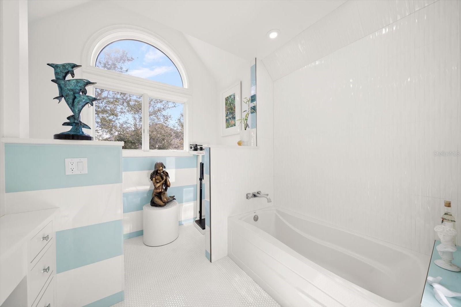 Image 48 of 100 For 430 St Andrews Drive