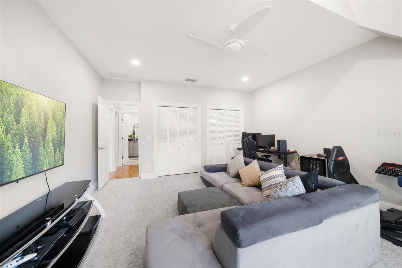 Image 60 of 100 For 430 St Andrews Drive