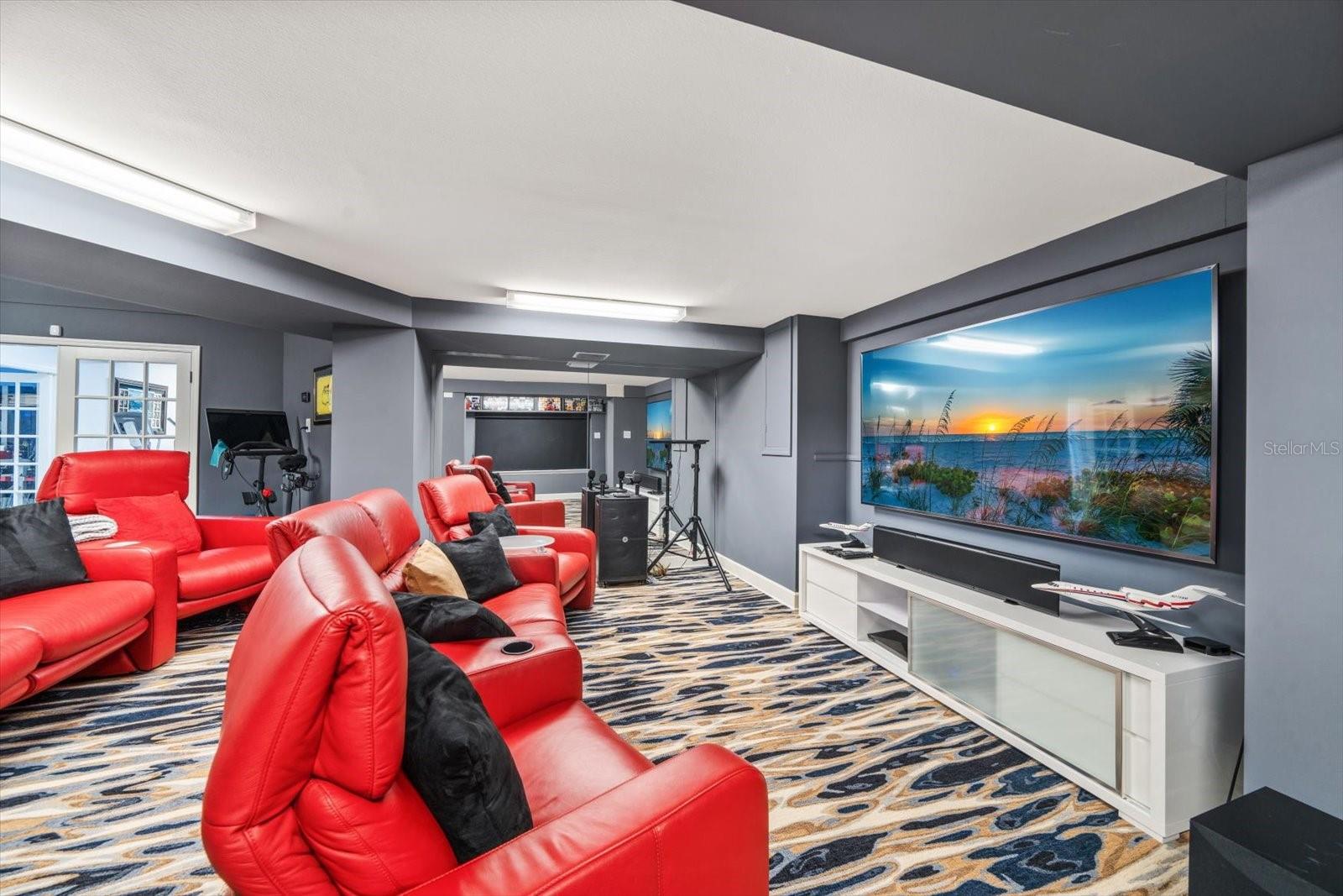 Image 73 of 100 For 430 St Andrews Drive