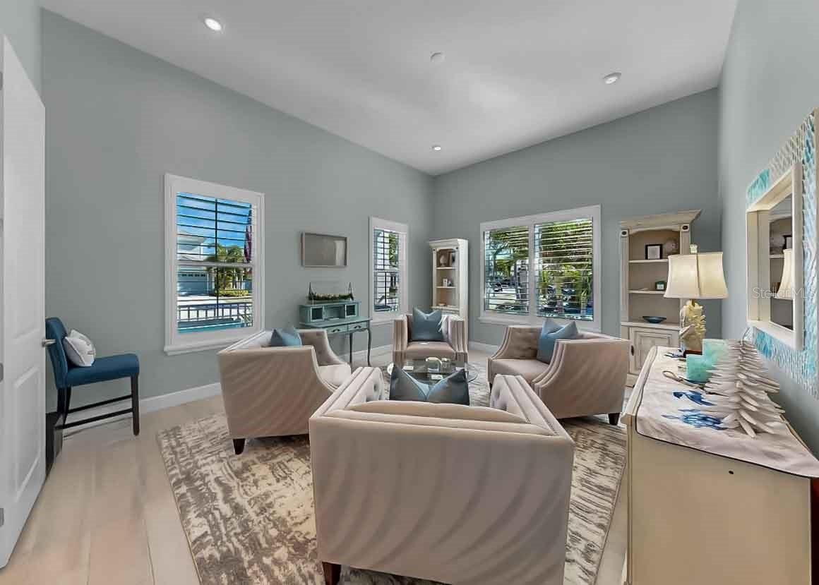 Image 15 of 100 For 826 Manns Harbor Drive