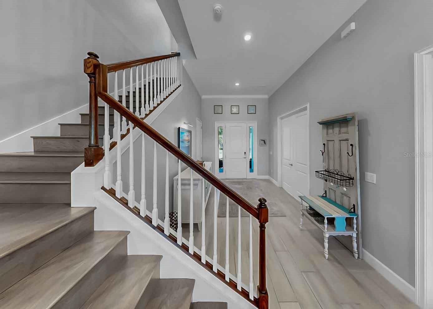 Image 17 of 100 For 826 Manns Harbor Drive