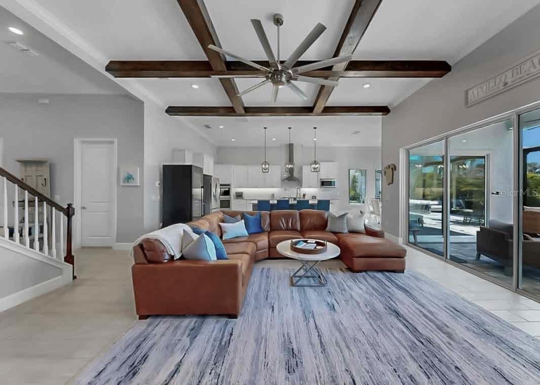 Image 24 of 100 For 826 Manns Harbor Drive