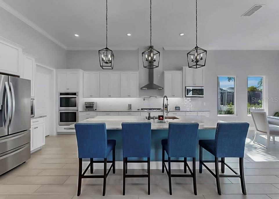 Image 27 of 100 For 826 Manns Harbor Drive