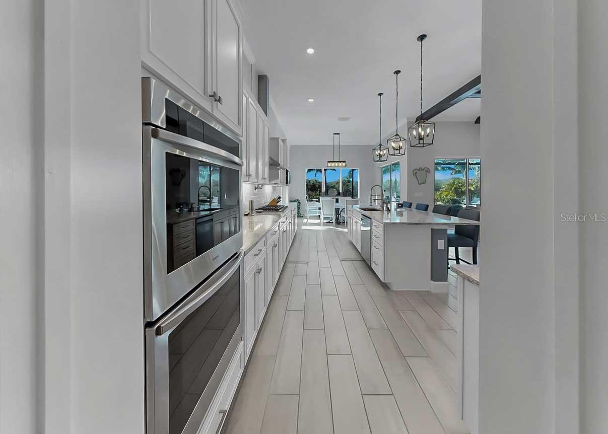 Image 30 of 100 For 826 Manns Harbor Drive