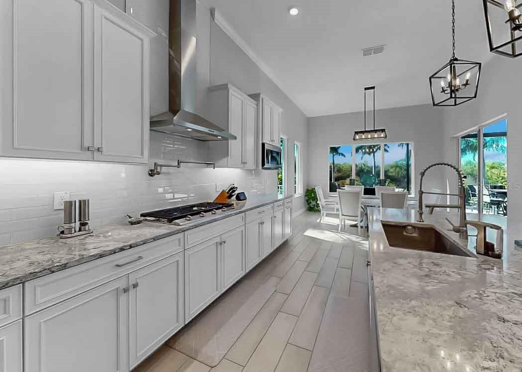 Image 31 of 100 For 826 Manns Harbor Drive