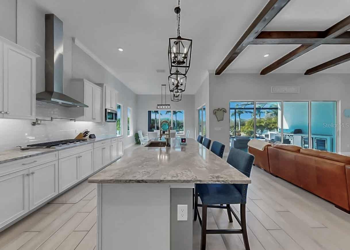 Image 32 of 100 For 826 Manns Harbor Drive