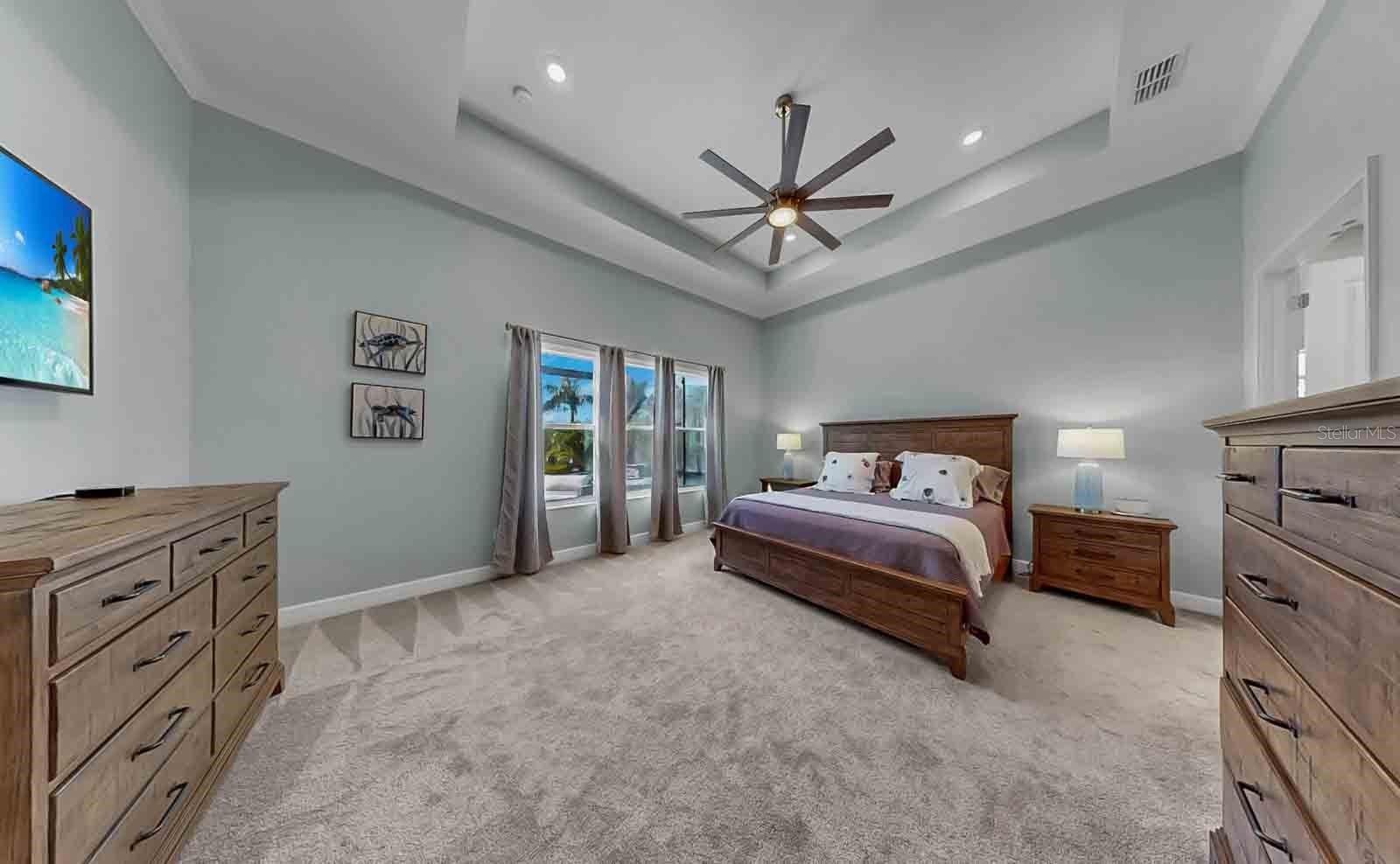 Image 42 of 100 For 826 Manns Harbor Drive