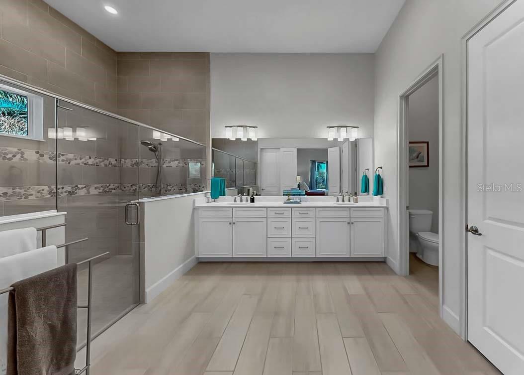 Image 44 of 100 For 826 Manns Harbor Drive