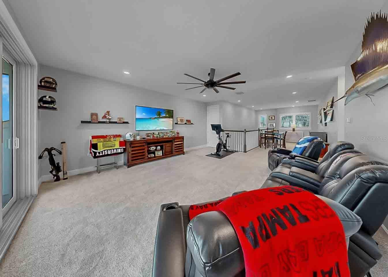 Image 57 of 100 For 826 Manns Harbor Drive