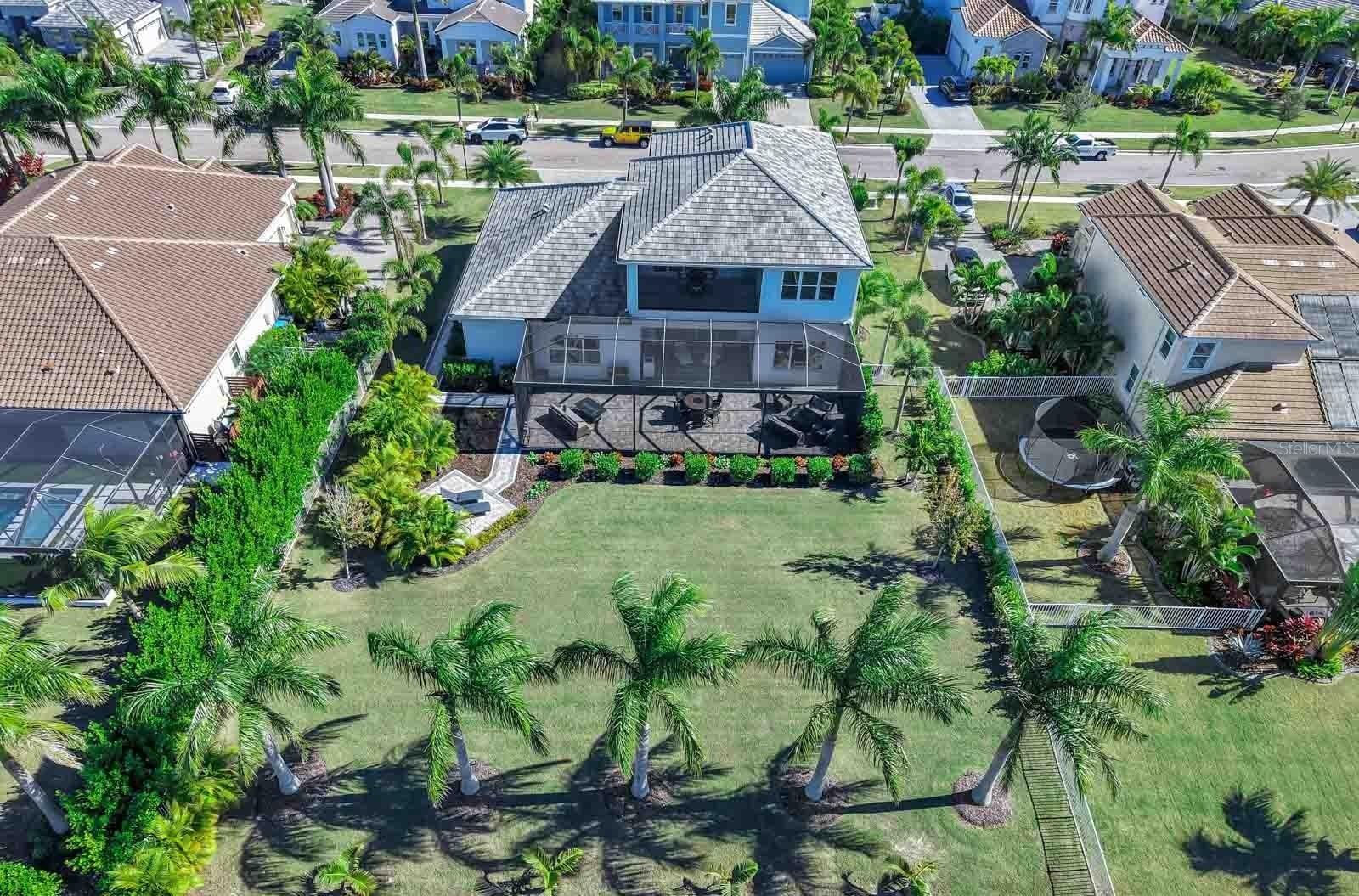 Image 6 of 100 For 826 Manns Harbor Drive