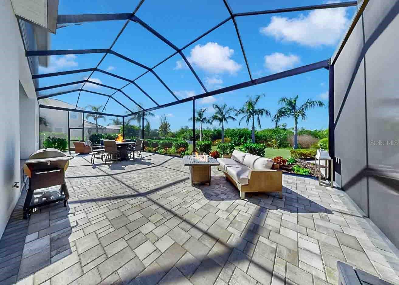 Image 62 of 100 For 826 Manns Harbor Drive