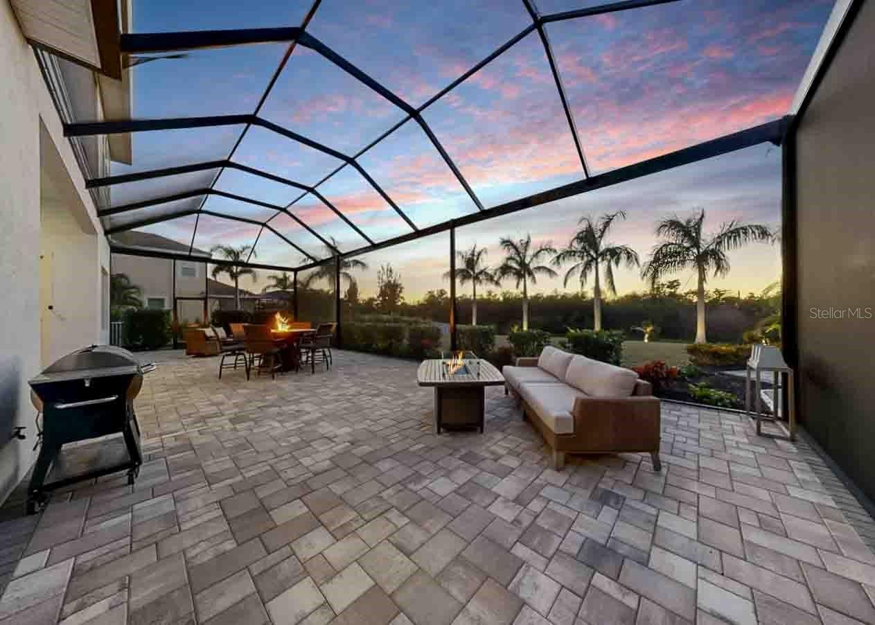 Image 83 of 100 For 826 Manns Harbor Drive