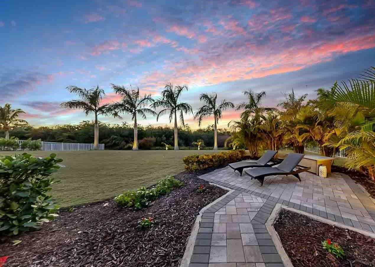 Image 86 of 100 For 826 Manns Harbor Drive