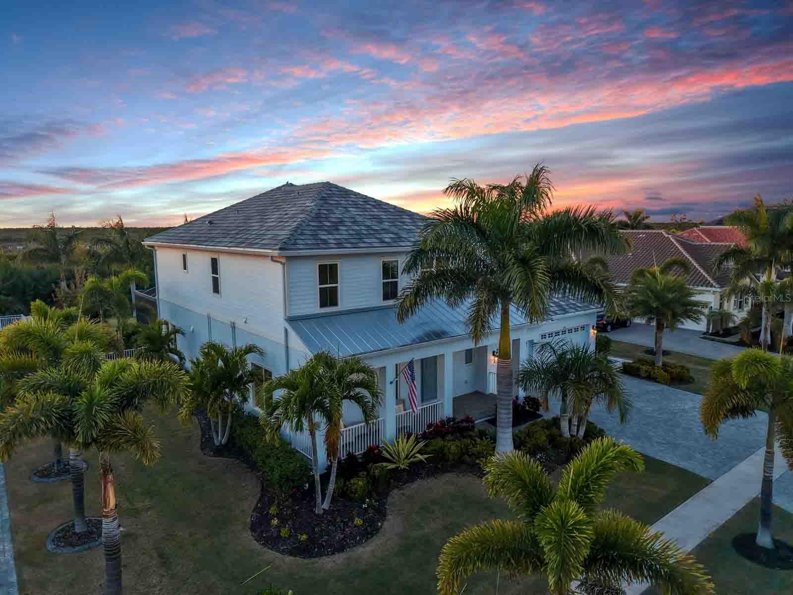 Image 90 of 100 For 826 Manns Harbor Drive