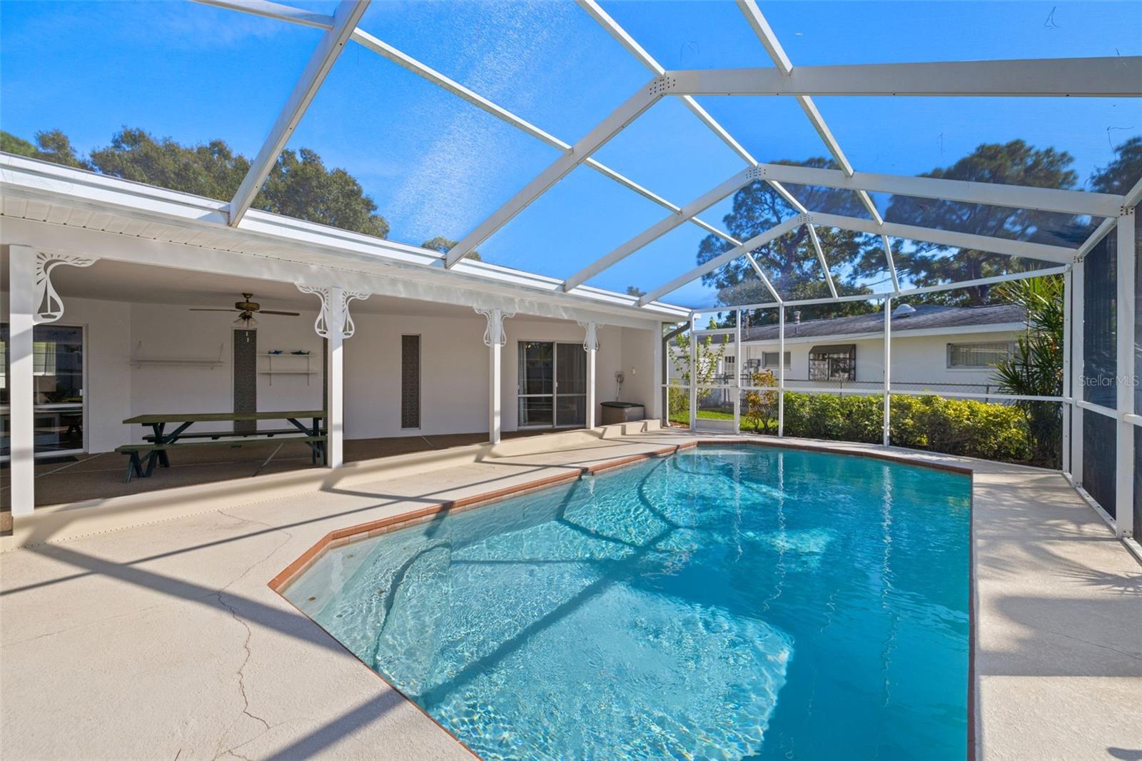 Image 30 of 47 For 8678 10th Street N