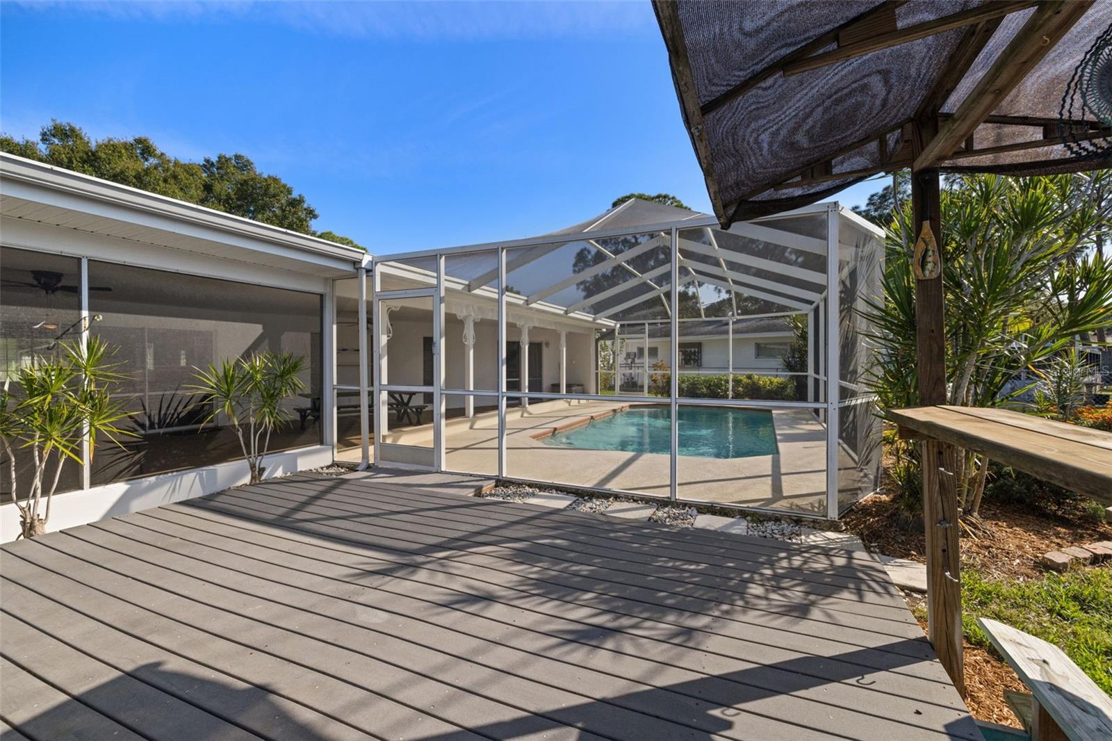 Image 35 of 47 For 8678 10th Street N