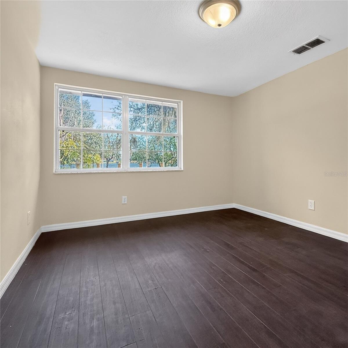 Image 11 of 24 For 17220 Estes Road