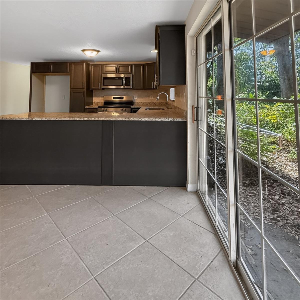 Image 5 of 24 For 17220 Estes Road