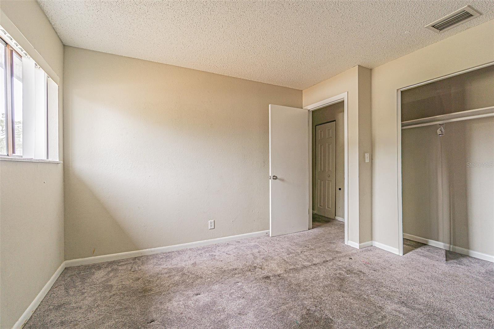 Image 11 of 21 For 8622 Cattail Drive 152