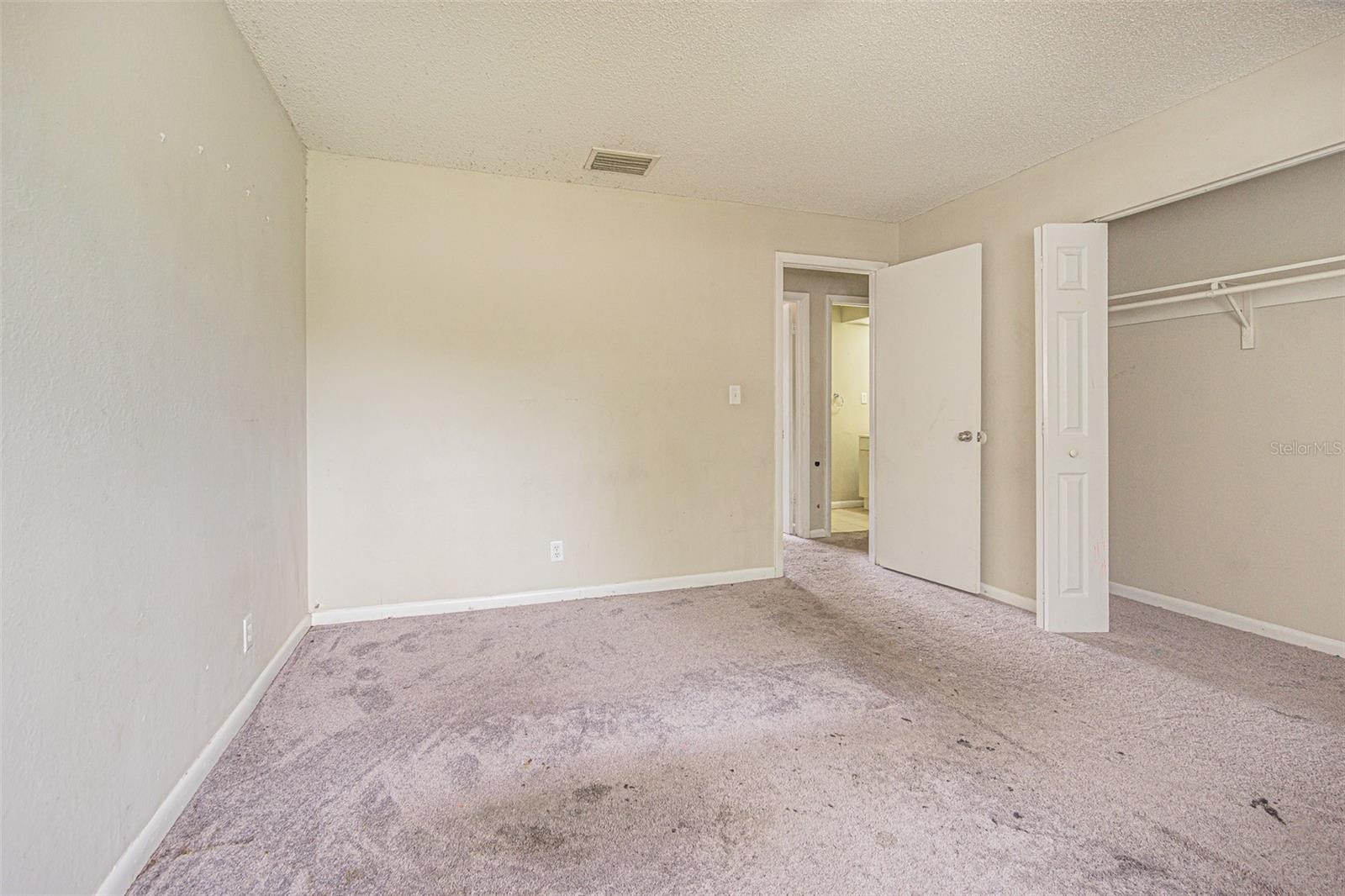 Image 13 of 21 For 8622 Cattail Drive 152