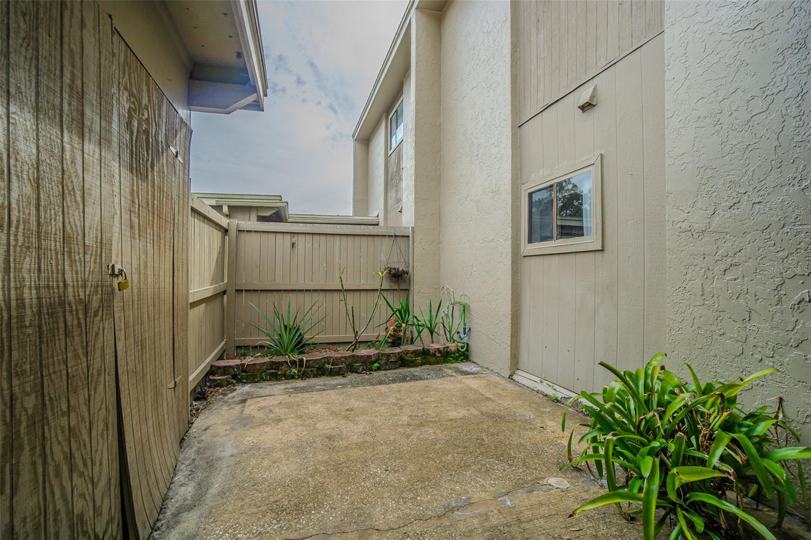 Image 20 of 21 For 8622 Cattail Drive 152