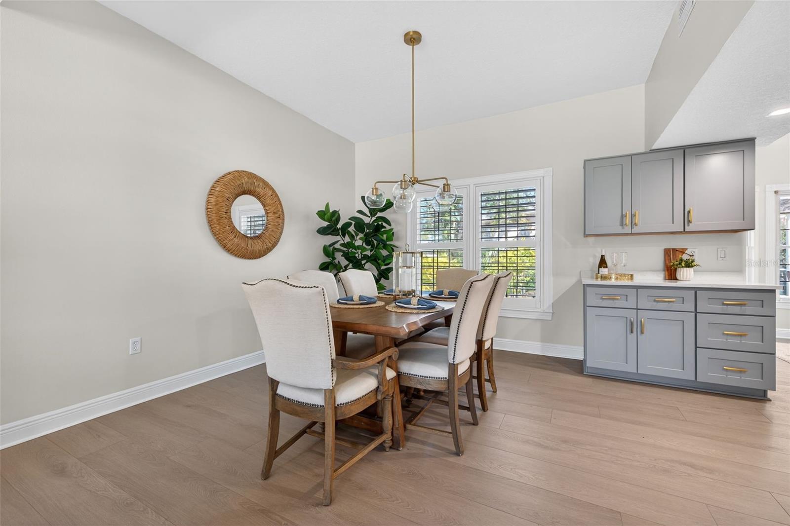 Image 10 of 45 For 8667 Burning Tree Circle