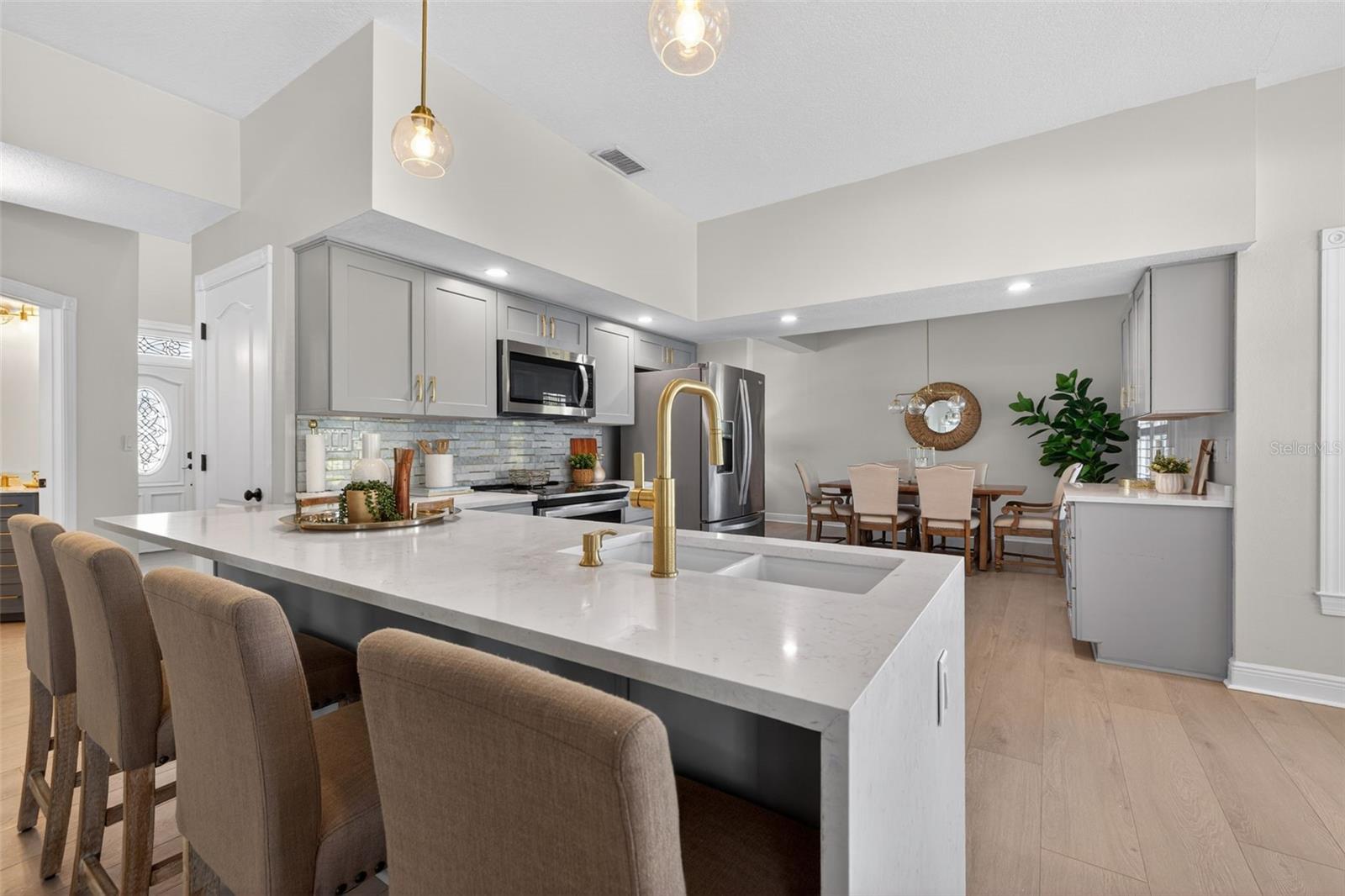 Image 17 of 45 For 8667 Burning Tree Circle