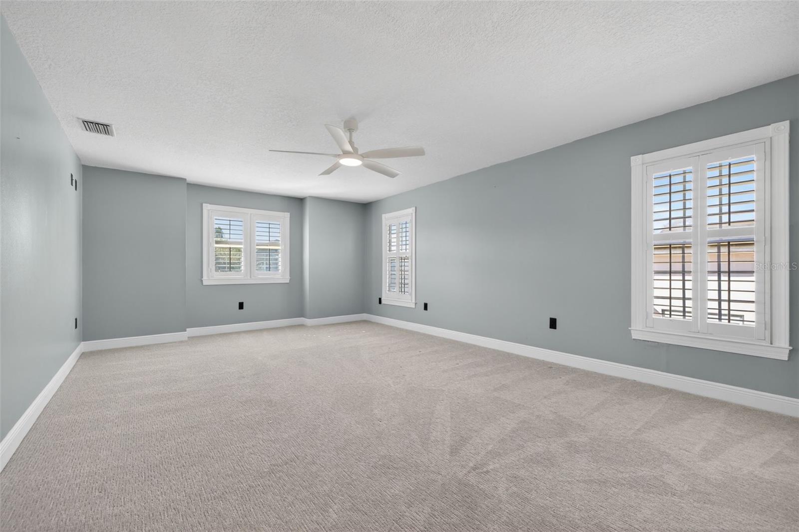 Image 28 of 45 For 8667 Burning Tree Circle