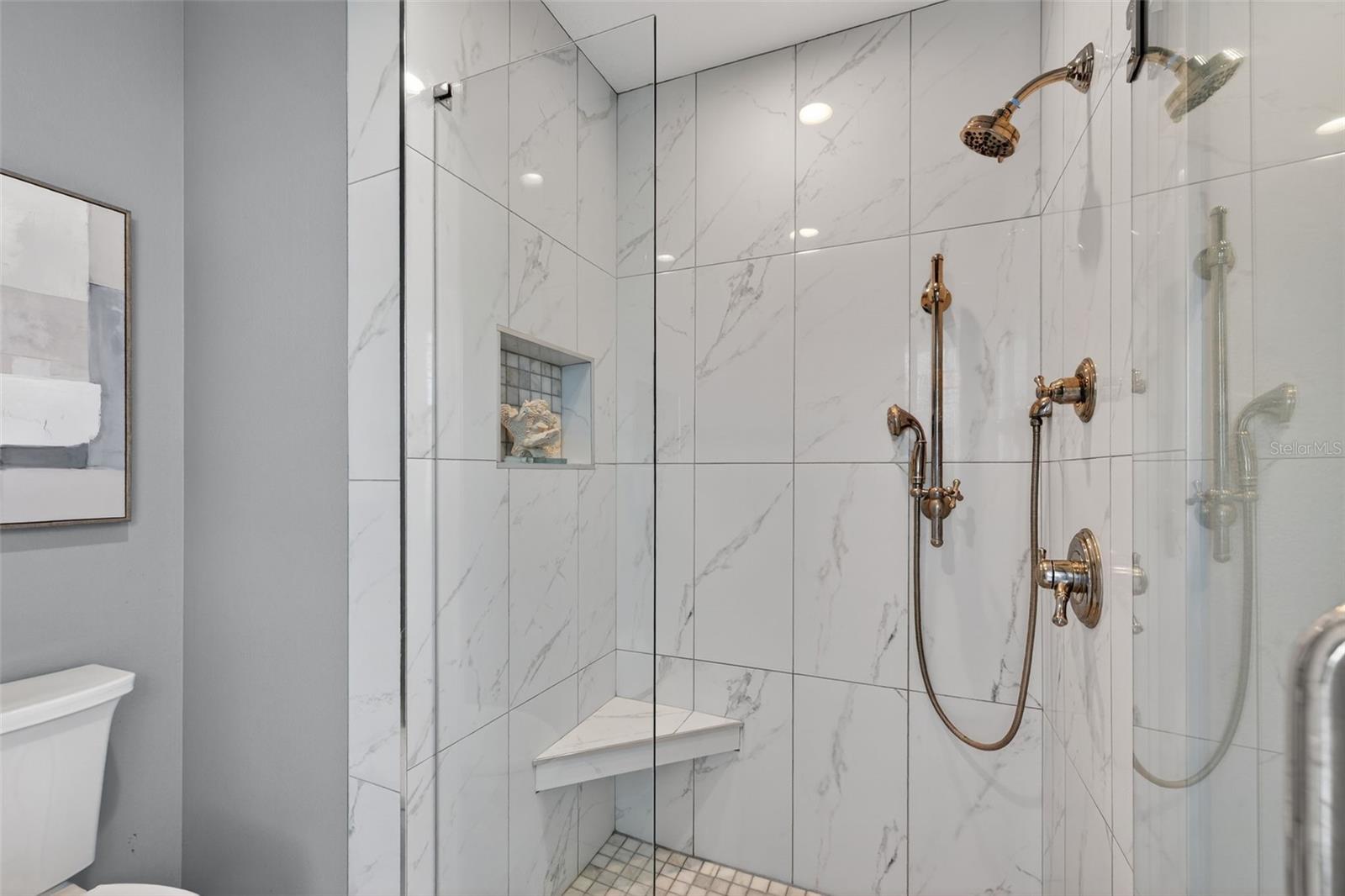 Image 32 of 45 For 8667 Burning Tree Circle