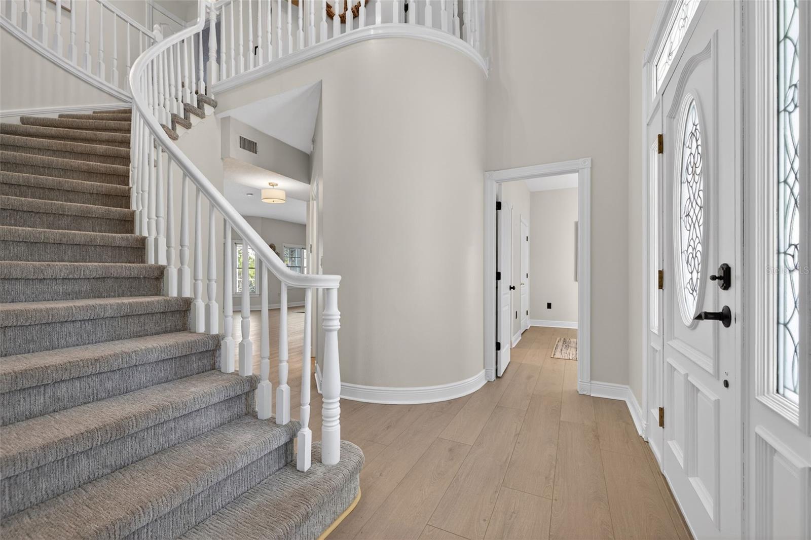 Image 4 of 45 For 8667 Burning Tree Circle